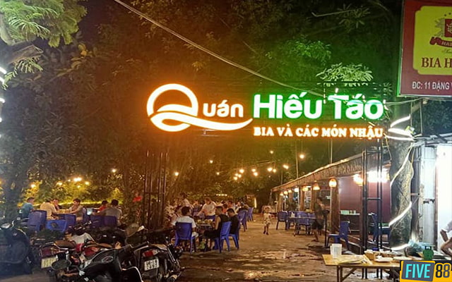 Danh sách quán bia mở bóng đá ở quận Long Biên