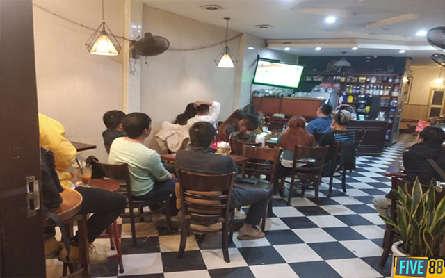 Quán cafe trực tiếp bóng đá màn hình lớn quận Hai Bà Trưng